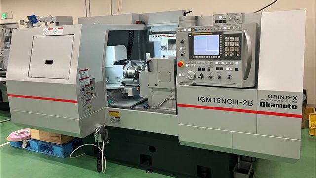 2軸のといし軸が単独駆動し研削作業を効率化！「IGM15NCⅢ-2B」