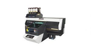 プラスチック・アクリル・金属などのあらゆる素材にダイレクトプリント！「UJF-3042 MkⅡ」