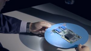 外観検査装置とは？人の目に代わってキズをチェックする検査機器を解説